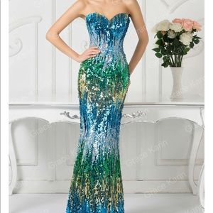 Gorgeous Petite sequence Dress Prom/Wedding